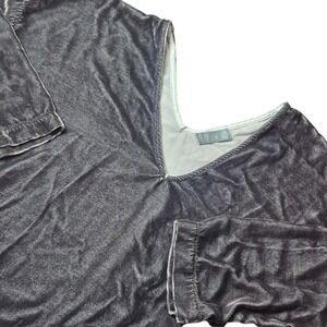 CP Shades Womens M Dark Gray Velvet Rayon Silk Made in USA V Neck Top Minimalist